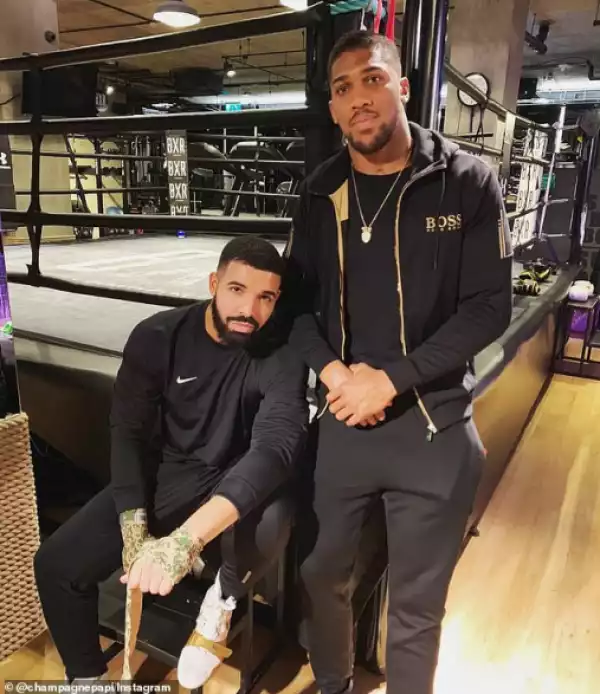 Drake Hangs Out With Anthony Joshua Ahead Of His 23rd Professional Fight (Photo)
